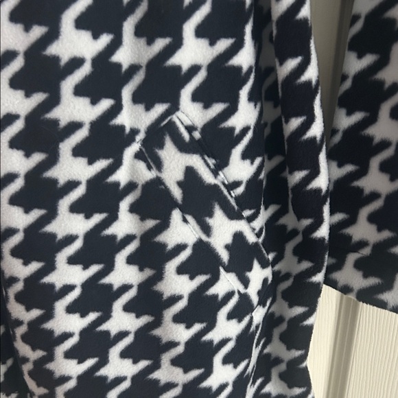 Susan Graver Black and White Patterned Jacket - Picture 3 of 4